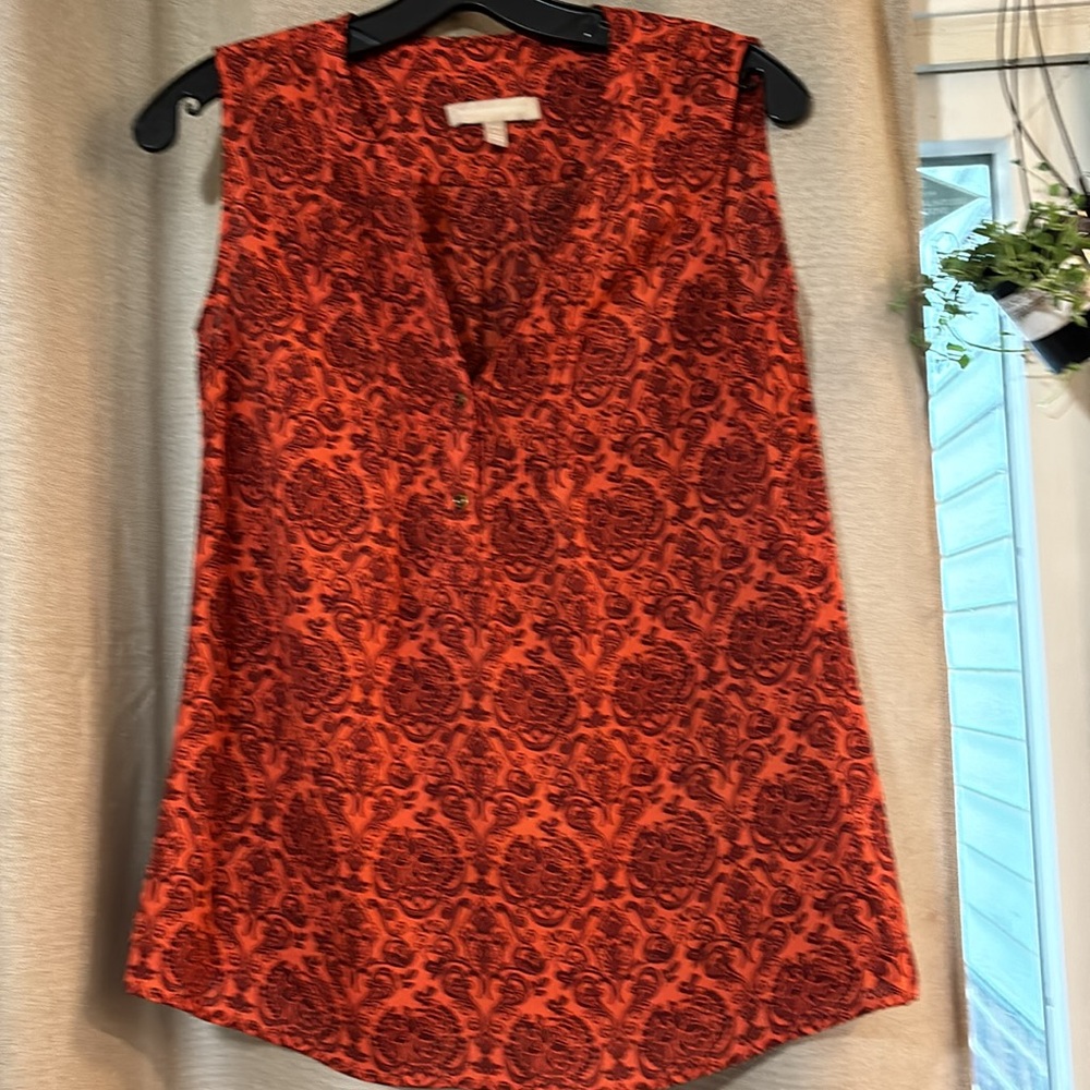 Banana Republic silky sleeveless top size S - Picture 2 of 7